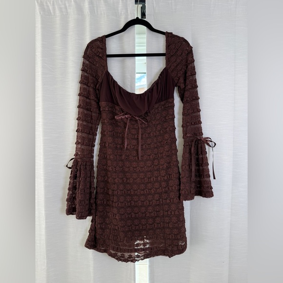 Fashion Nova Brown Lace Ruffle Long Sleeve Mini Dress Cocktail Look NWT Size M - Picture 5 of 11